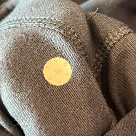 lululemon athletica Blue Women's Top - Picture 5 of 5